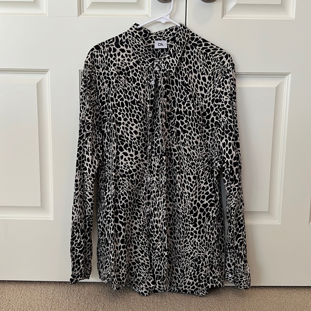 Chapter Ch long sleeve button down cheetah pattern